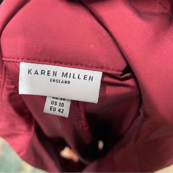 Karen Millen Exaggerated V-Neck Smocked Popover Top - Picture 7 of 8